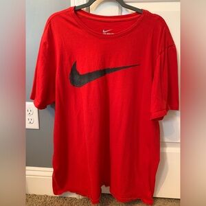 Nike Men’s T-Shirt